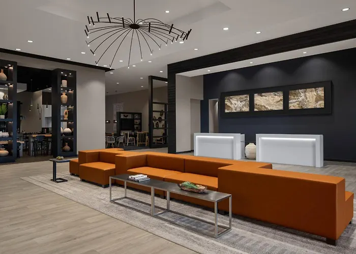 Marriott Phoenix 4*