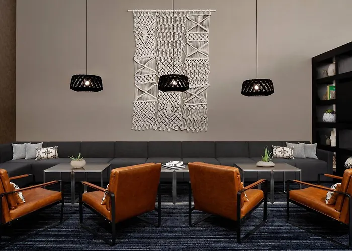 Marriott Phoenix 4*