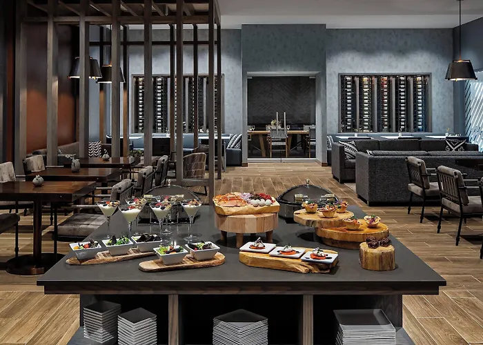Marriott Phoenix 4*